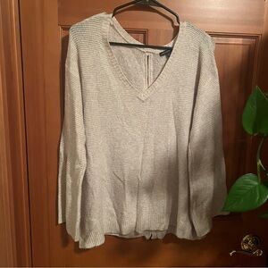 American Eagle Outfitters cream and white sweater